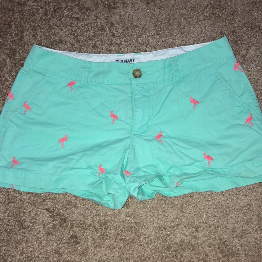 Old Navy Patterned Shorts!!
